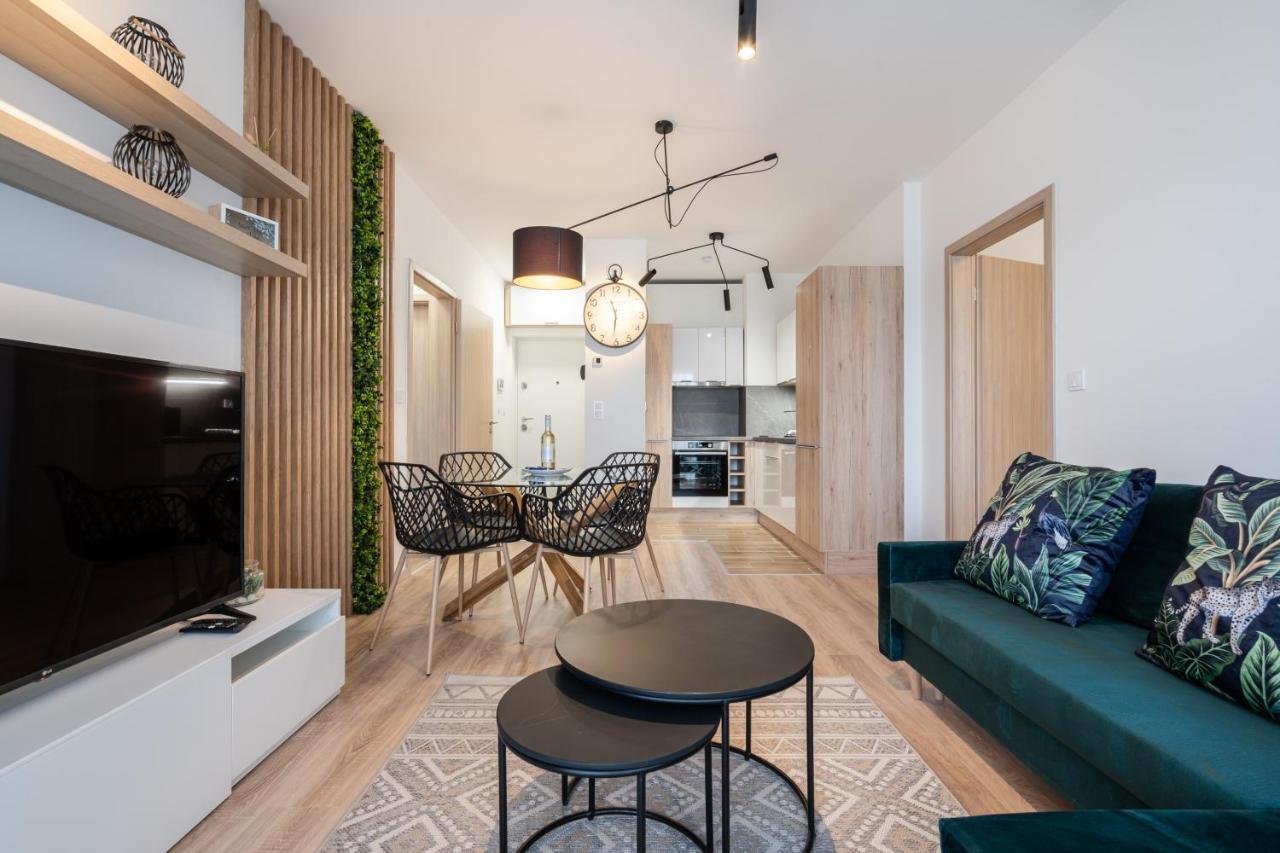Westside River Apartment Budapest Bagian luar foto