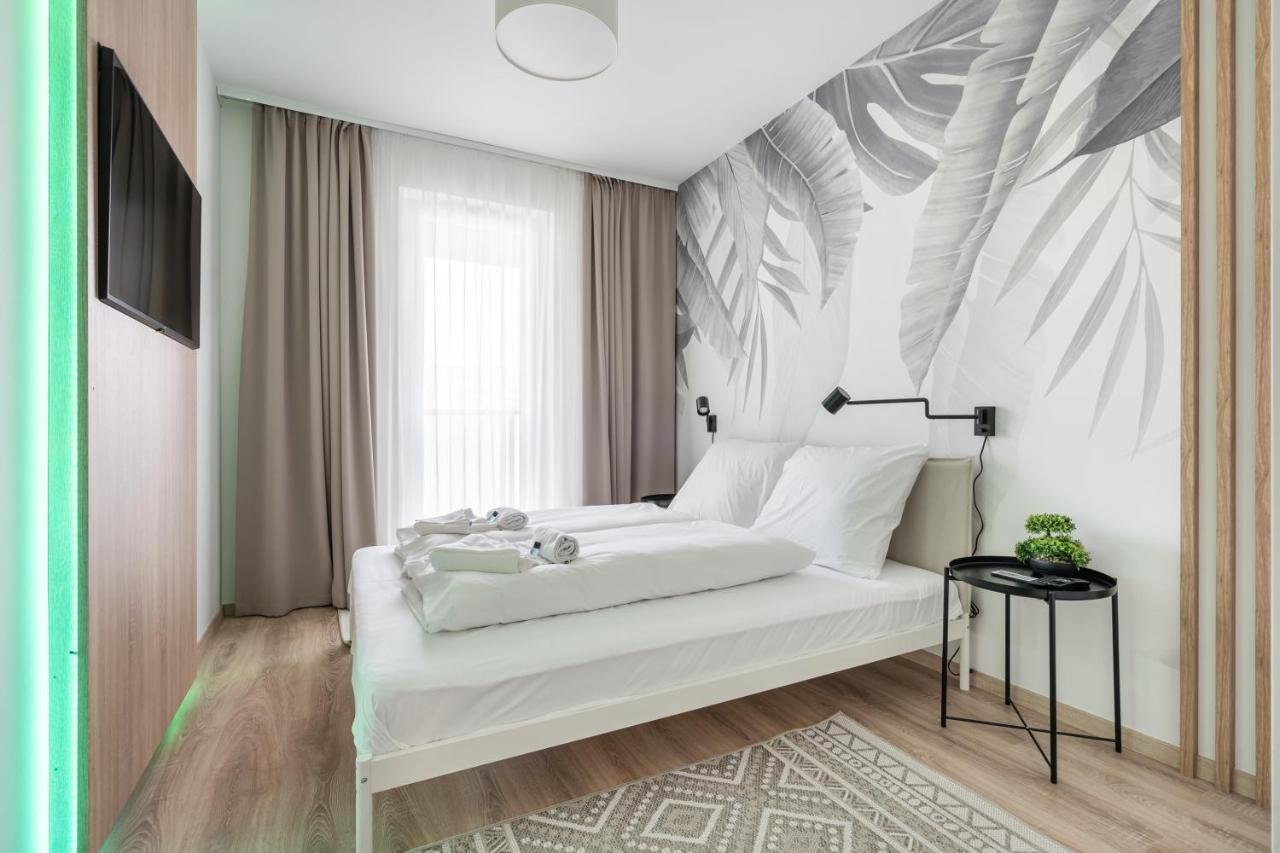 Westside River Apartment Budapest Bagian luar foto