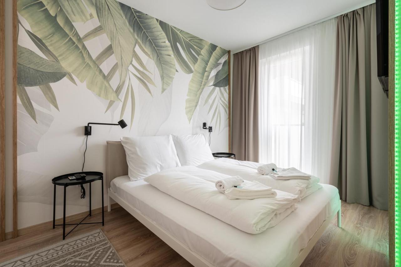 Westside River Apartment Budapest Bagian luar foto