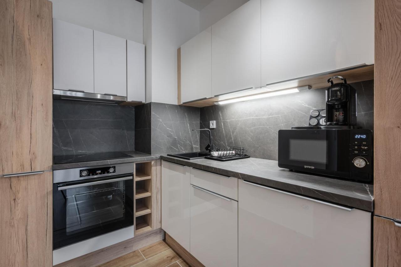 Westside River Apartment Budapest Bagian luar foto
