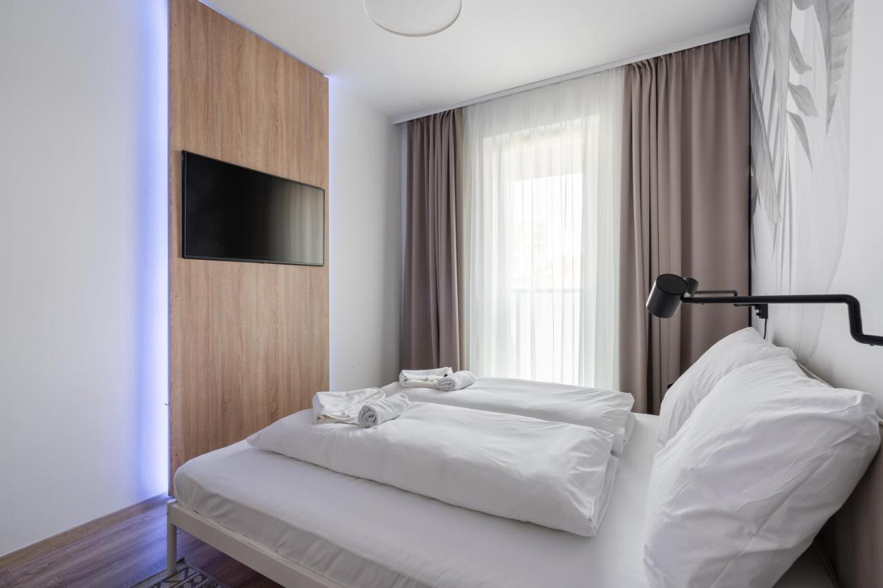 Westside River Apartment Budapest Bagian luar foto